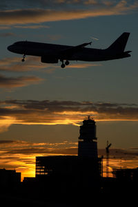  @ Vienna International Airport - Sunset over vienna - by Yakfreak - VAP