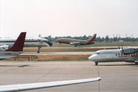  @ Detroit Metropolitan Wayne County Airport - Mid day rush at DTW in 1988 - by Florida Metal