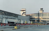  @ Detroit Metropolitan Wayne County Airport - McNamara being built in 2000 - by Florida Metal