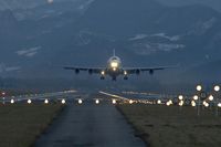  @ Salzburg Airport - Iljuschin 96 RA-96006 - by Yakfreak - VAP