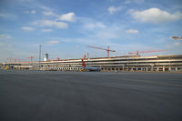  - New Terminal Skylink under construction - by Yakfreak - VAP