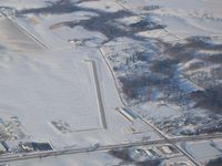  @ Monmouth Municipal Airport - Monmouth, IL - by Mark Pasqualino