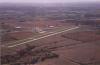 Knoxville Municipal Airport photo, click to enlarge