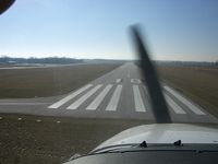  - Final, runway 18 - by Robert Fitzpatrick