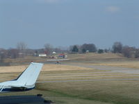  @ Morrow County Airport - N5509G on the taxi to 28 - by Josh Webb