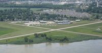  @ Griffing Sandusky Airport - Fly-in at Sandusky, OH - by Bob Simmermon