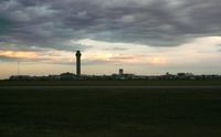  - View of C concourse from the north. - by Francisco Undiks