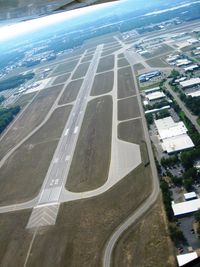  - Looking west down RWY 28 - by Bob Simmermon