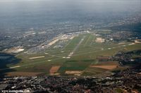  - Seen while taking off from CDG - photo taken just before the 2007 Paris Air Show - by Michel Teiten ( www.mablehome.com )