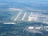  @ Rickenbacker International Airport - Looking west from 5000'.  Just got my decent clearance for LHQ. - by Bob Simmermon