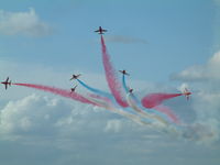  - Red Arrows @ Royal International Air Tattoo 2003 - by Steve Staunton