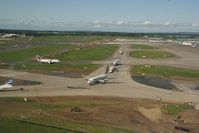  - short finals to Dublin - by Pete Hughes