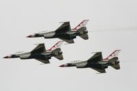  - Thunderbirds practice at Royal International Air Tattoo 2007 - by Steve Staunton