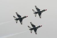  - Thunderbirds practice at Royal International Air Tattoo 2007 - by Steve Staunton