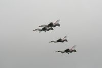  - Thunderbirds practice at Royal International Air Tattoo 2007 - by Steve Staunton