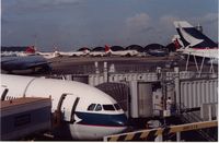  - A view of HKG in Aug.2005 - by metricbolt
