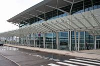  - new airportbuilding swiss side - by eap_spotter