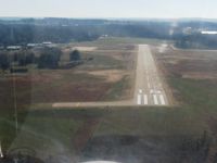  @ Houston Memorial Airport - Final for 16 - by Bob Simmermon