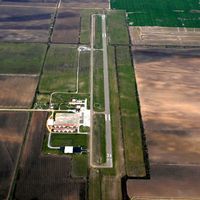 Blytheville Municipal Airport photo, click to enlarge
