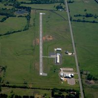 Booneville Municipal Airport photo, click to enlarge