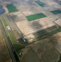 Carlisle Municipal Airport photo, click to enlarge