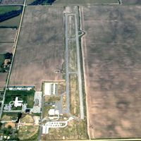 Manila Municipal Airport photo, click to enlarge