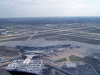  - On approach to the South Ramp at KHOU. - by Tom Norvelle