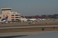  - taxiing in to Atlanta - by Florida Metal