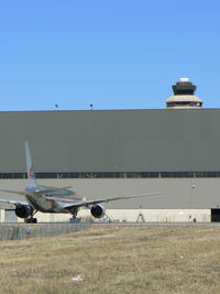  - American Airlines 757 - at DFW Maintenance Hanger - by Zane Adams