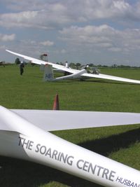  @ XHUS - Busy day at The Soaring Centre, Husbands Bosworth - by Simon Palmer