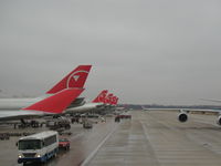 - DTW is dominated by Northwest Airlines - by Ken Wang