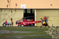  - The hangar from the Securite Civile - by Michel Teiten ( www.mablehome.com )