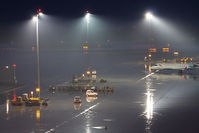  - VIE at night - by Juergen Postl
