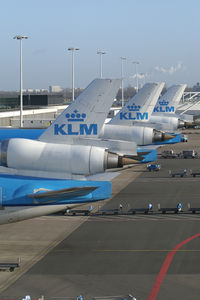  - airport overview AMS - by Thomas Ramgraber-VAP