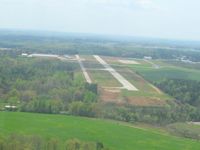  - Base leg runway 16 - by Bob Simmermon