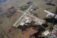 Lake Wales Municipal Airport photo, click to enlarge