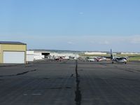  - Planes along charlie taxiway - by Victor Agababov