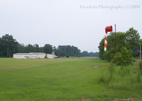 E T Field Airport photo, click to enlarge