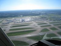  @ Memphis International Airport - KMEM terminal from 800 agl while transitioning from SE to NW - by Iflysky5