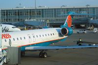  - America West waiting for its passengers bound to Las Vegas  - by Michel Teiten ( www.mablehome.com )