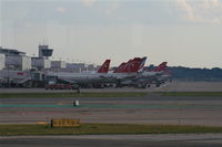  @ Detroit Metropolitan Wayne County Airport - McNamara Terminal seen from the Smith Terminal - by Florida Metal