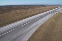  - runway 11 29 - by Yakfreak - VAP