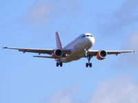  - Easyjet A319 on finals to Stansted - by chris hall