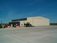  - hangar - by IndyPilot63