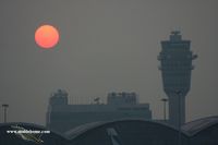 - Sundown on HKIA Control Tower - by Michel Teiten ( www.mablehome.com )
