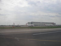 - Heathrow Terminal 4 - by Henk Geerlings