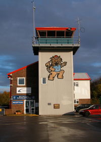 - BLACKBUSHE TOWER - by BIKE PILOT