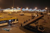  - Disembarking Dragonair flight from Kaohsiung - by Michel Teiten ( www.mablehome.com )