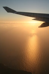  @ Sydney Airport - several seconds before turning 180° left to land on rwy 34L - by Daniel Vanderauwera
