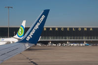  - seen from Sky Europe 737-700 OM-NGA - by Yakfreak - VAP